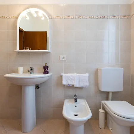 Apartment Casa Lombardi *